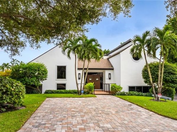 114 Westwood DR , NAPLES, FL 34110