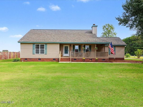 2199 Carolina 111 , Chinquapin, NC 28521