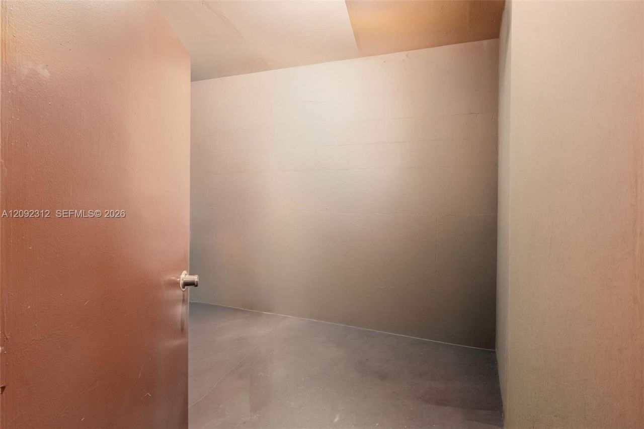 11111 Biscayne Blvd, Unit 6B, Miami, FL 33181 Photo