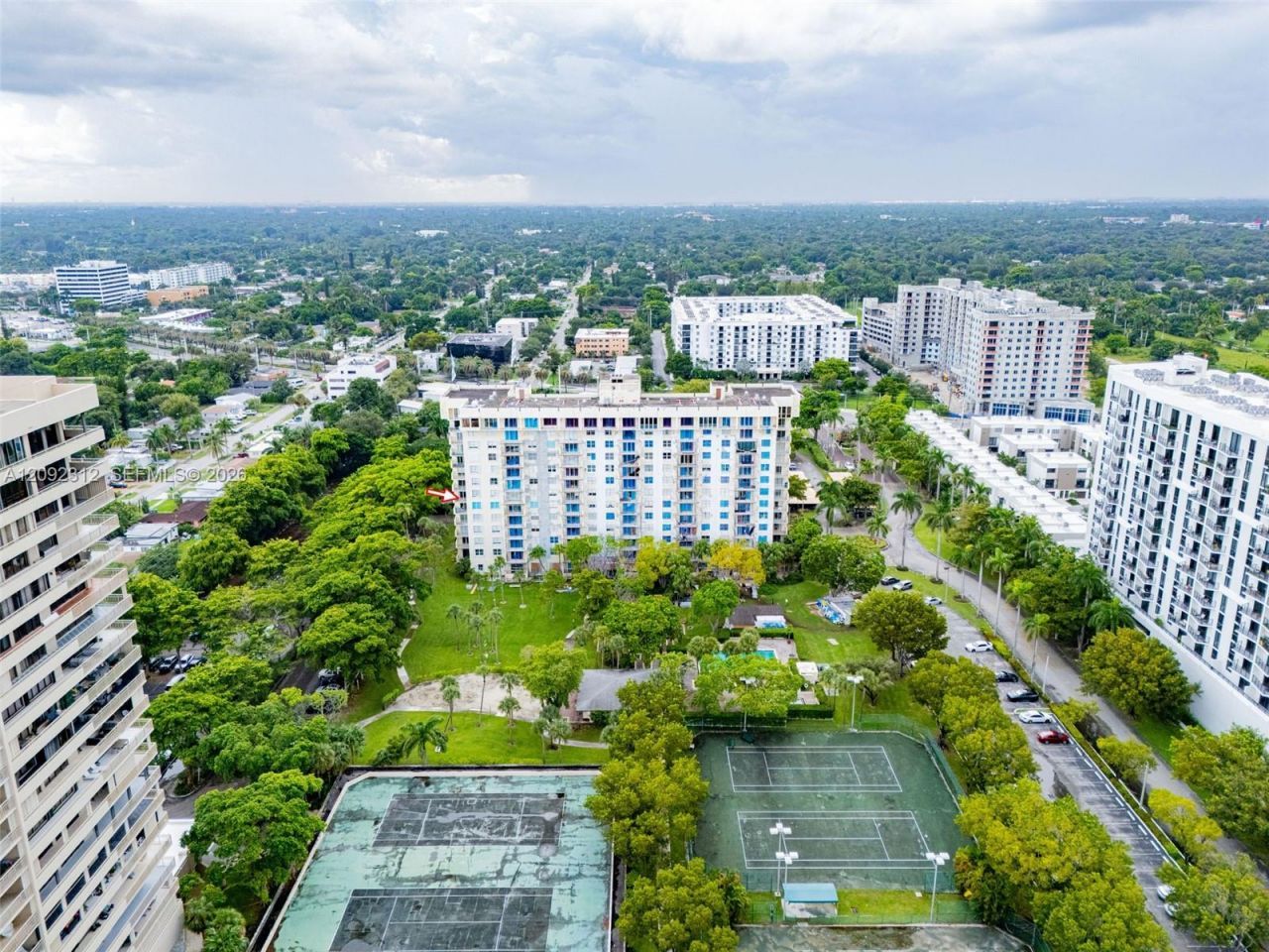 11111 Biscayne Blvd, Unit 6B, Miami, FL 33181 Photo