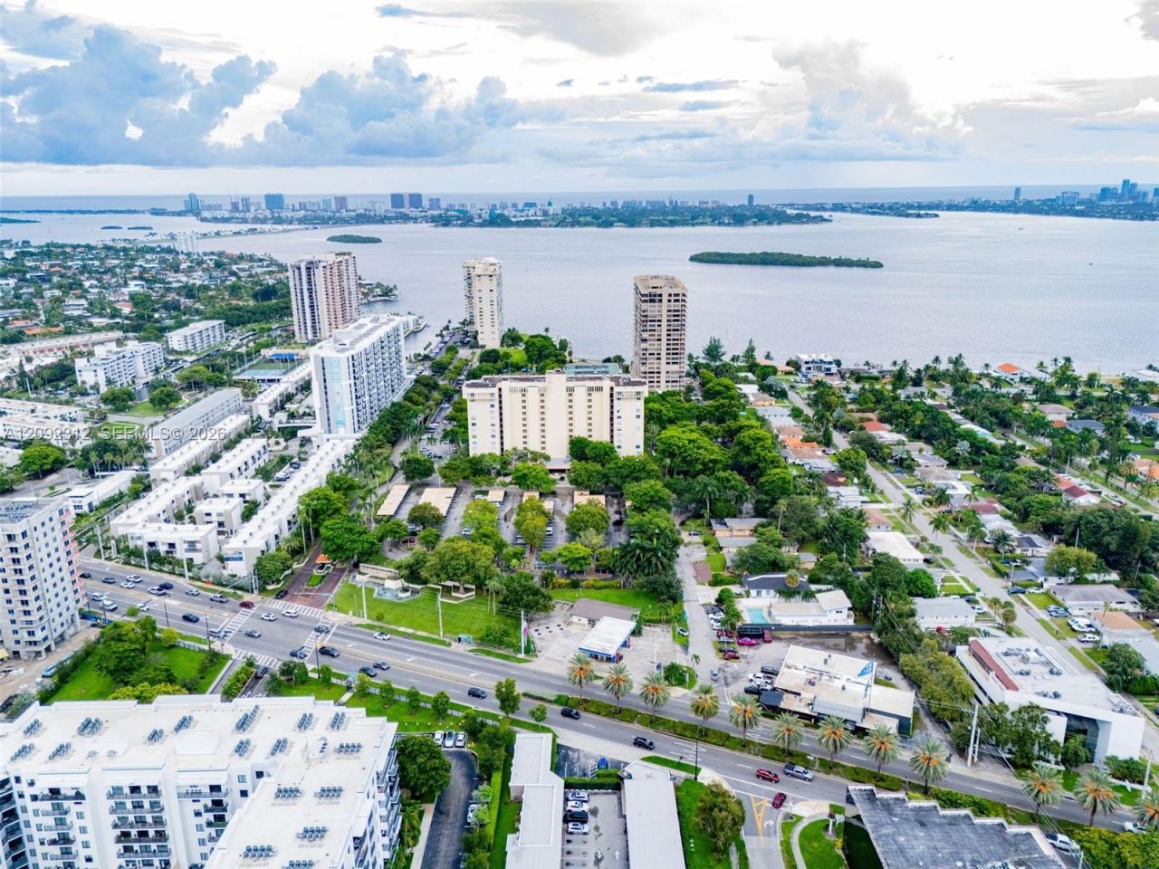 11111 Biscayne Blvd, Unit 6B, Miami, FL 33181 Photo