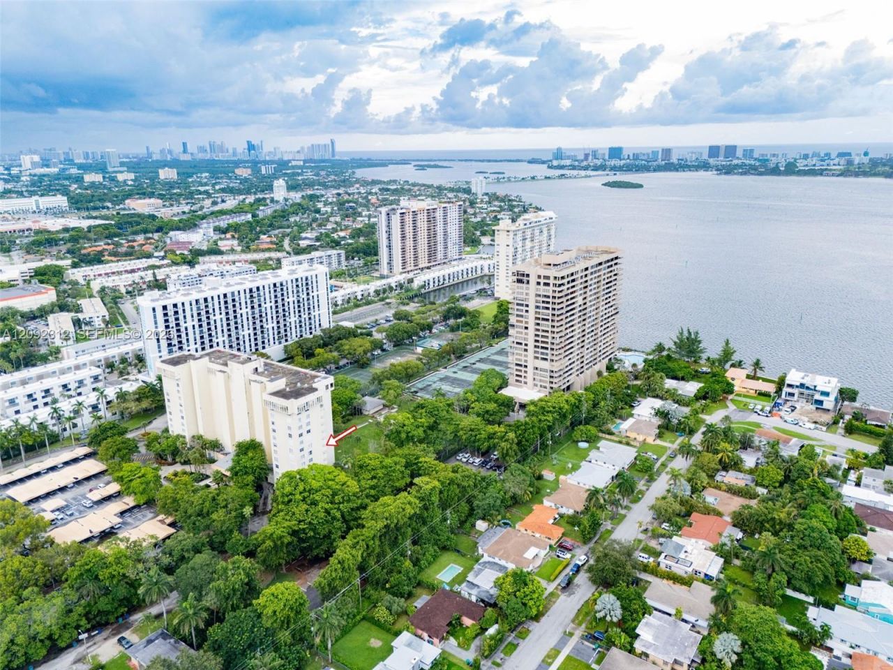 11111 Biscayne Blvd, Unit 6B, Miami, FL 33181 Photo