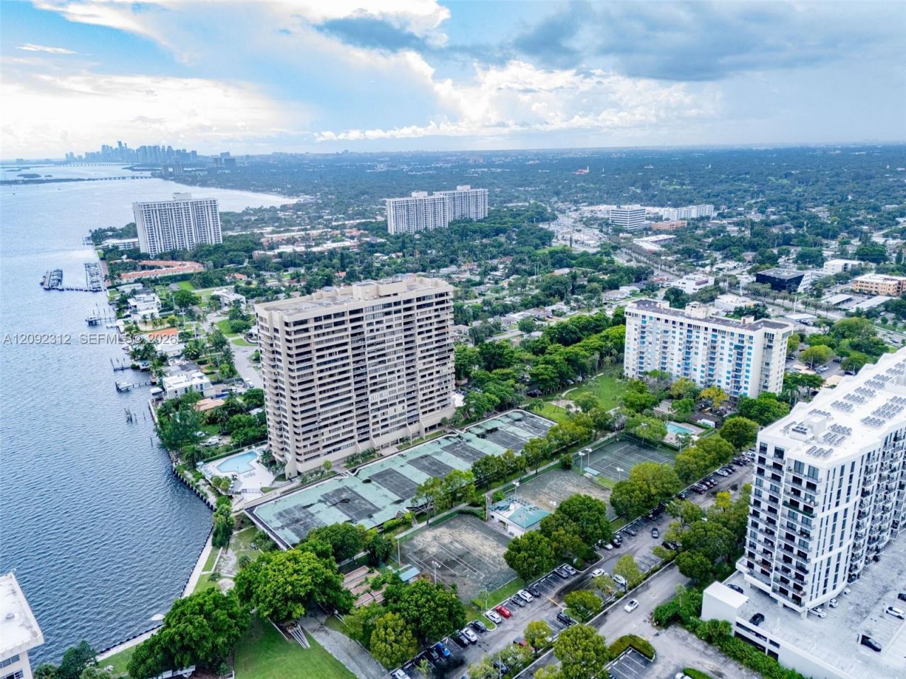11111 Biscayne Blvd, Unit 6B, Miami, FL 33181 Photo