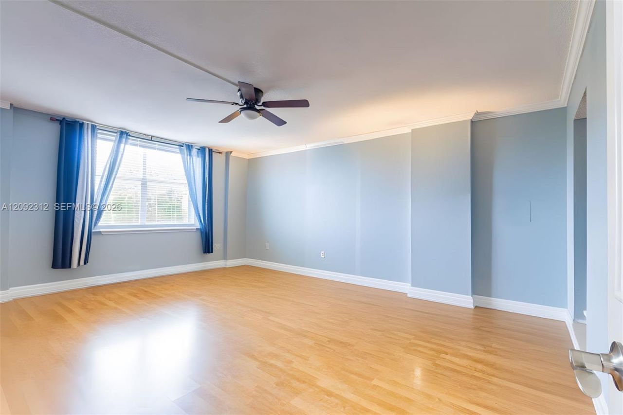 11111 Biscayne Blvd, Unit 6B, Miami, FL 33181 Photo