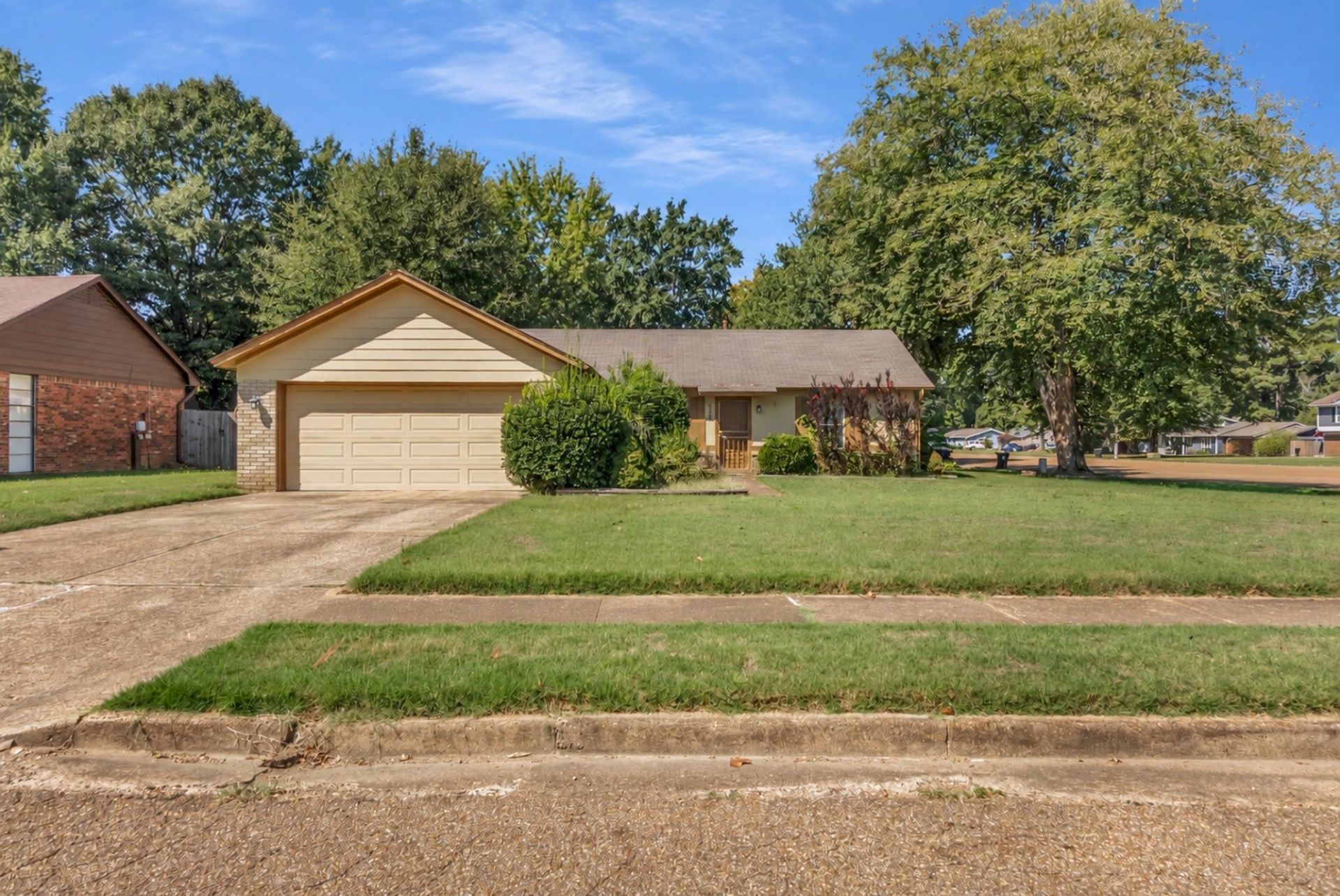 2391 Barbaro Dr, Bartlett, TN 38134 Main Photo