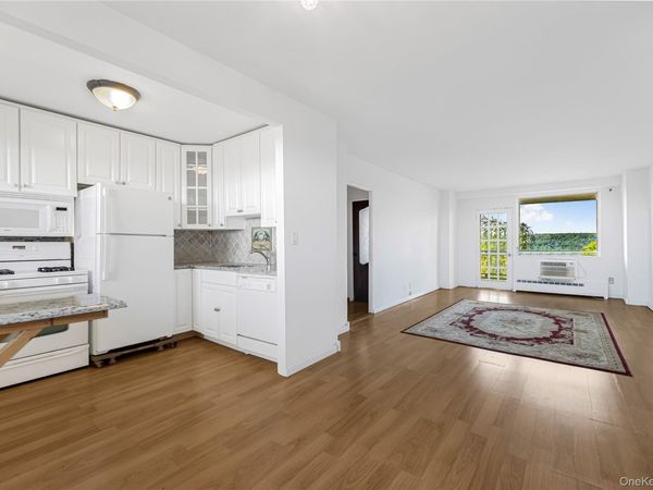 5800 Arlington Avenue, Unit 7L, Bronx, NY 10471
