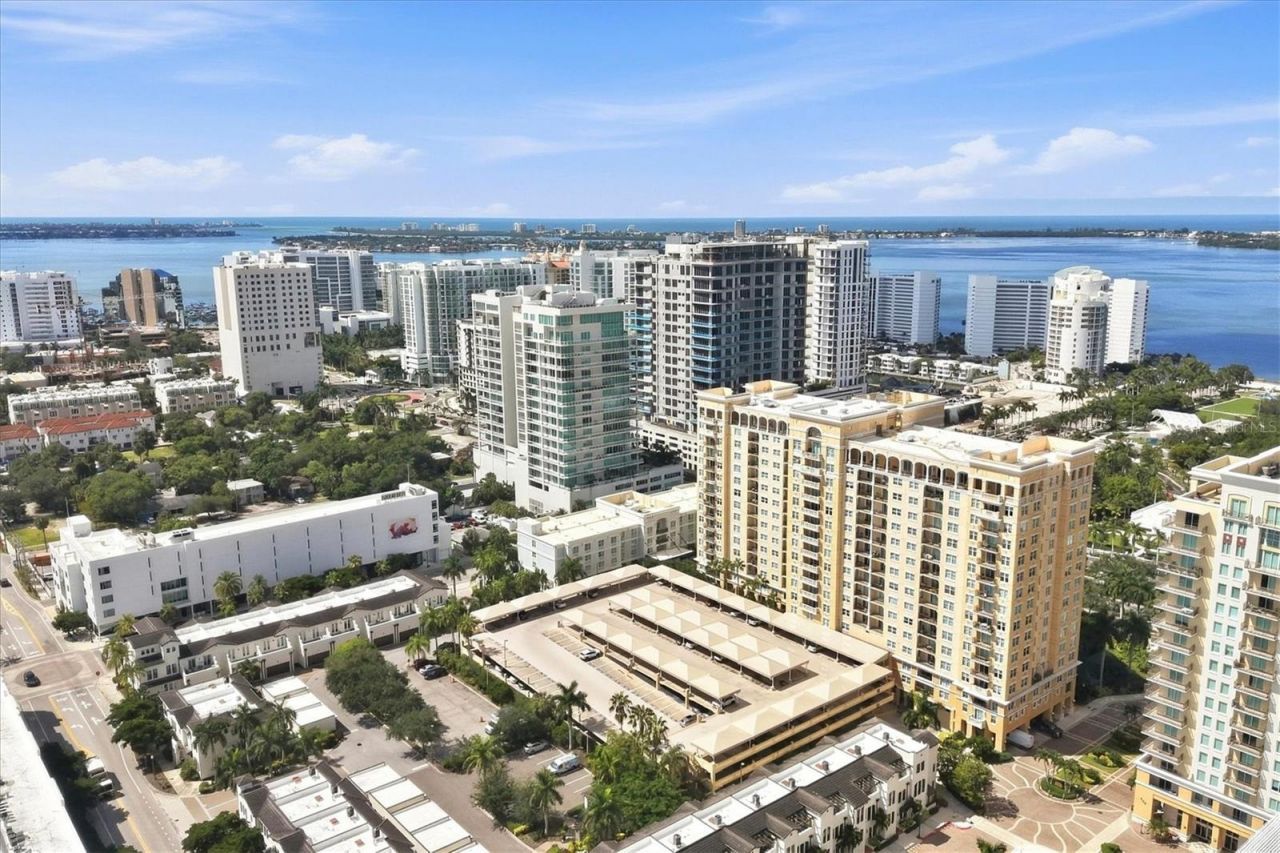 750 N Tamiami Trail, Unit 517, Sarasota, FL 34236 Photo