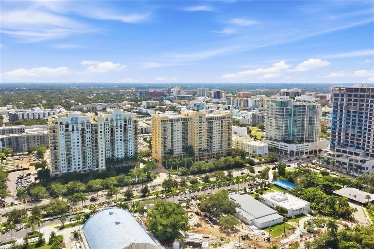 750 N Tamiami Trail, Unit 517, Sarasota, FL 34236 Photo