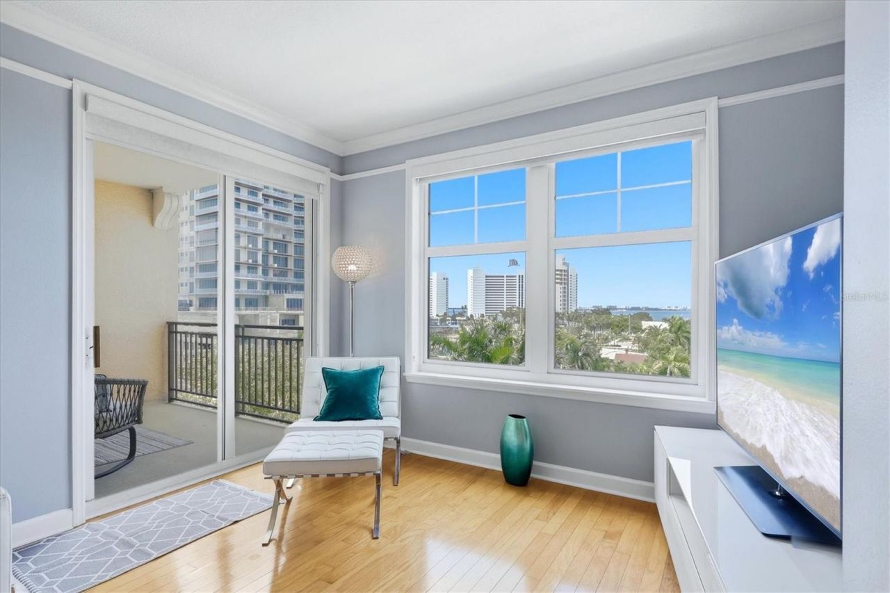 750 N Tamiami Trail, Unit 517, Sarasota, FL 34236 Photo
