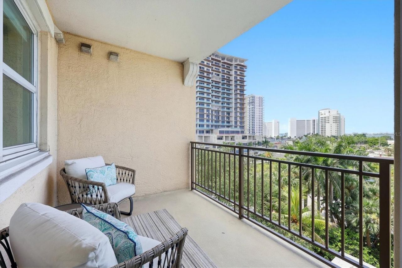 750 N Tamiami Trail, Unit 517, Sarasota, FL 34236 Photo