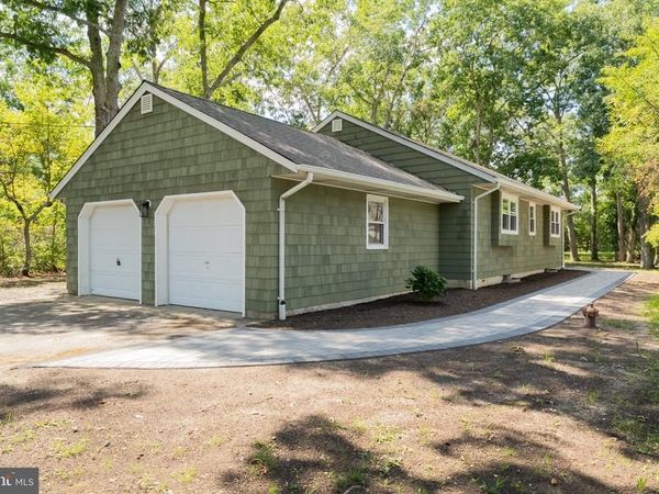 1425 FORECASTLE AVENUE, MANAHAWKIN, NJ 08050