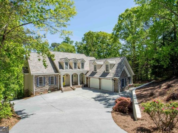 31 Rocky Circle NE, White, GA 30184