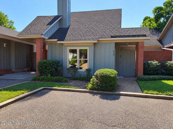 408 River Place, Jackson, MS 39211