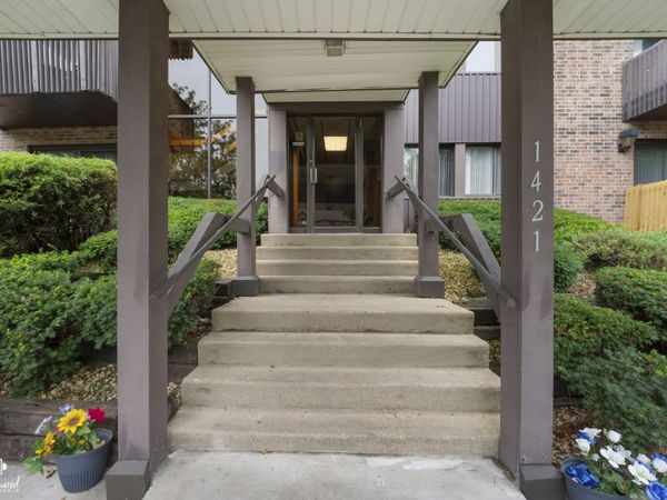 1421 Woodbridge Road, Unit 1A, Joliet, IL 60436