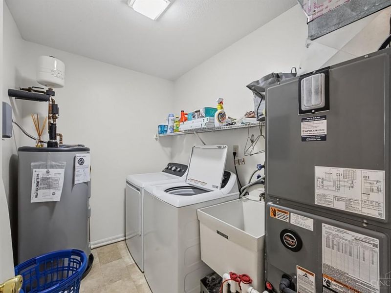 8742 Carrousel Park Circle, Unit 91, Colerain Township, OH 45251 Photo 19
