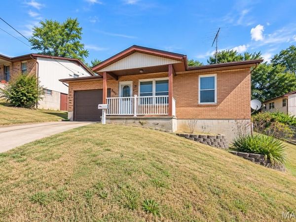 602 Stewart Street , De Soto, MO 63020
