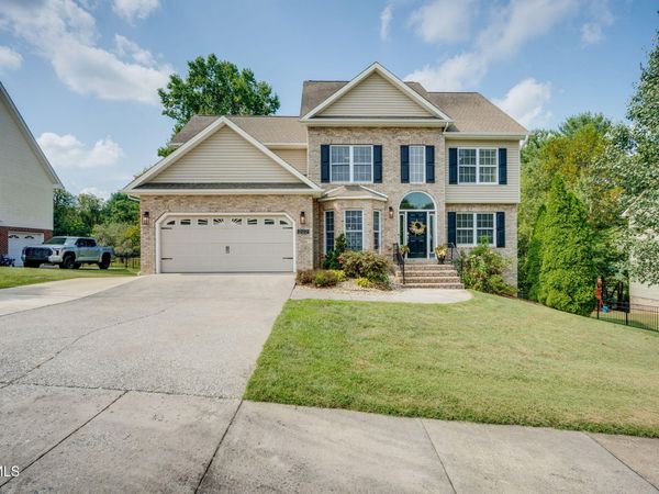 202 Jessicas Way, Johnson City, TN 37615