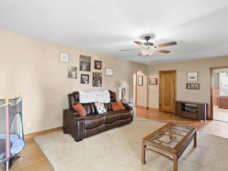 5596 Sidney Road, Green Township, OH 45238 Photo 12