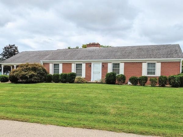 209 East, Waverly, OH 45690