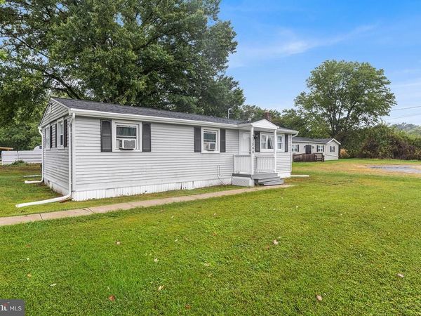 21899 LOVERS LANE, ROCK HALL, MD 21661