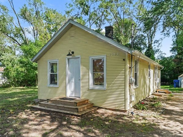 1597 Norton Road, Benton Harbor, MI 49022