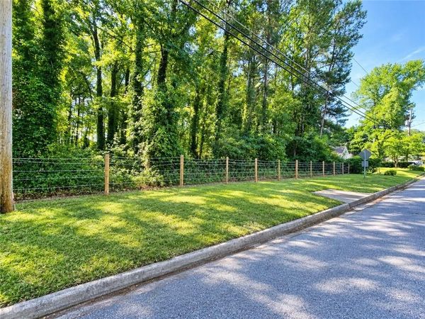 1680 Rose Garden Lane , Loganville, GA 30052