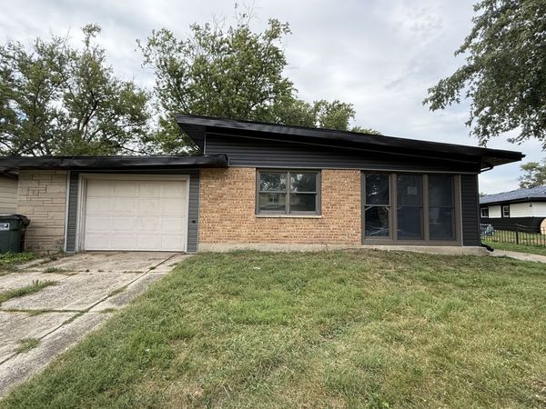 320 Sioux Street, Park Forest, IL 60466