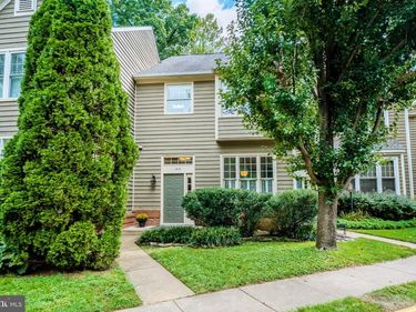 1213 WEATHERSTONE COURT, RESTON, VA 20194
