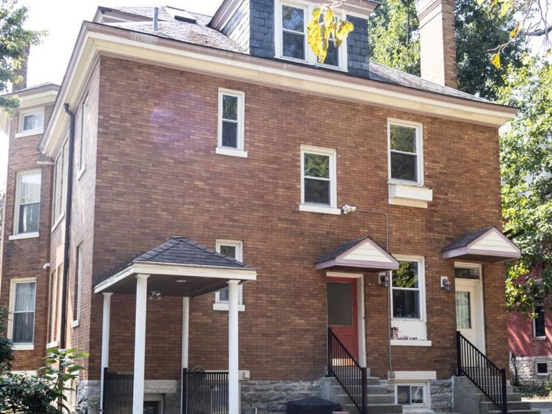 348 Thrall Street, Unit 1, Cincinnati, OH 45220 Photo 17