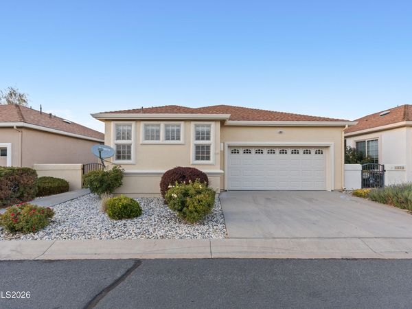 1044 Bandtail Drive, Carson City, NV 89701