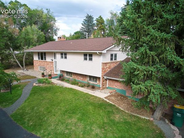 6827 Rosewood Drive, Colorado Springs, CO 80918