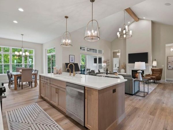 N51W18847 Quietwood Dr, Menomonee Falls, WI 53051