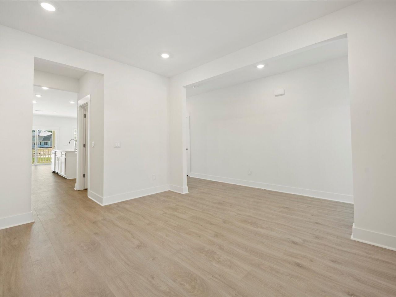 448 Radiant Blue Way Photo 6