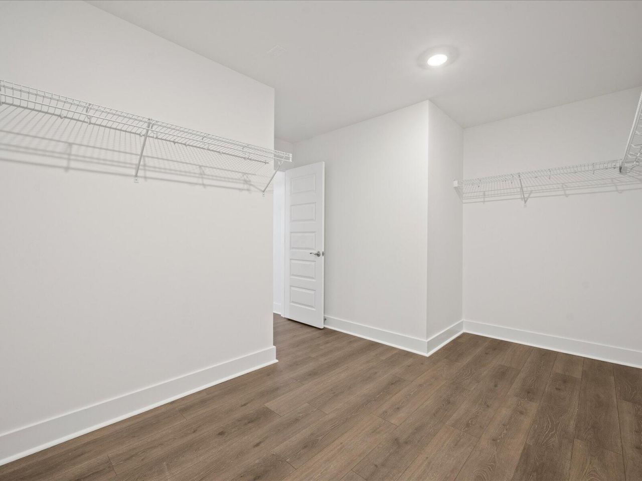 444 Radiant Blue Way Photo 26