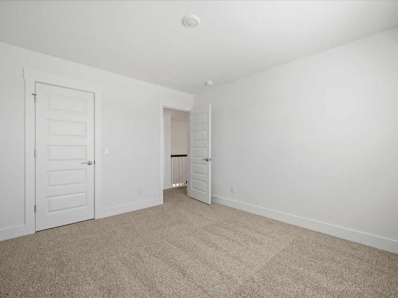 444 Radiant Blue Way Photo 28
