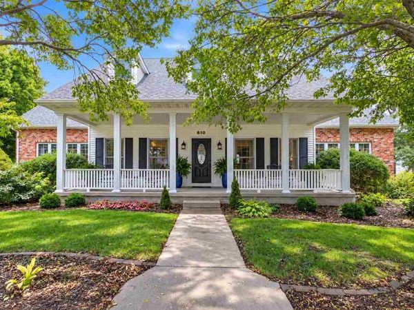 610 S 15th Ave., Washington, IA 52353