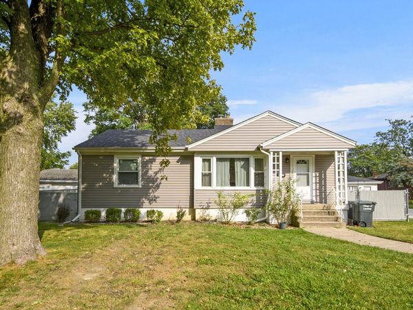17531 Henry Street , Lansing, IL 60438