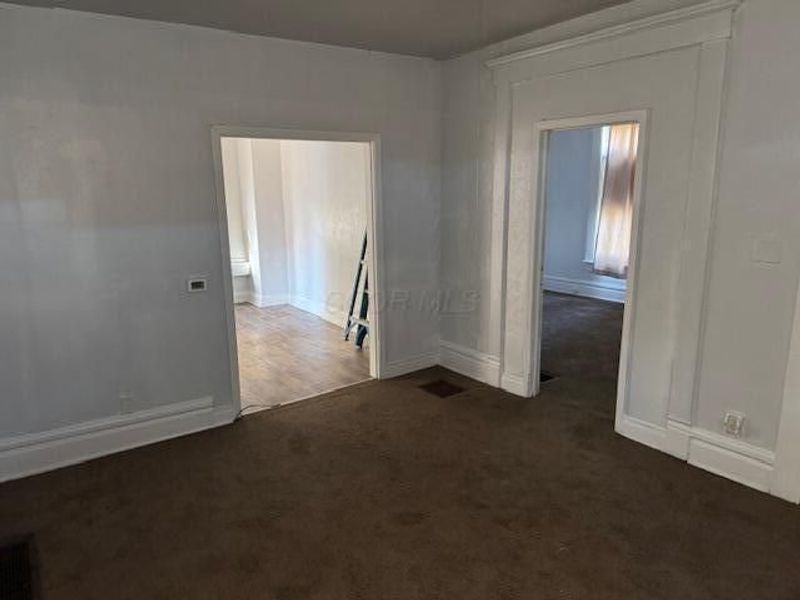 1527 E Hudson Street, Columbus, OH 43211 Photo 3