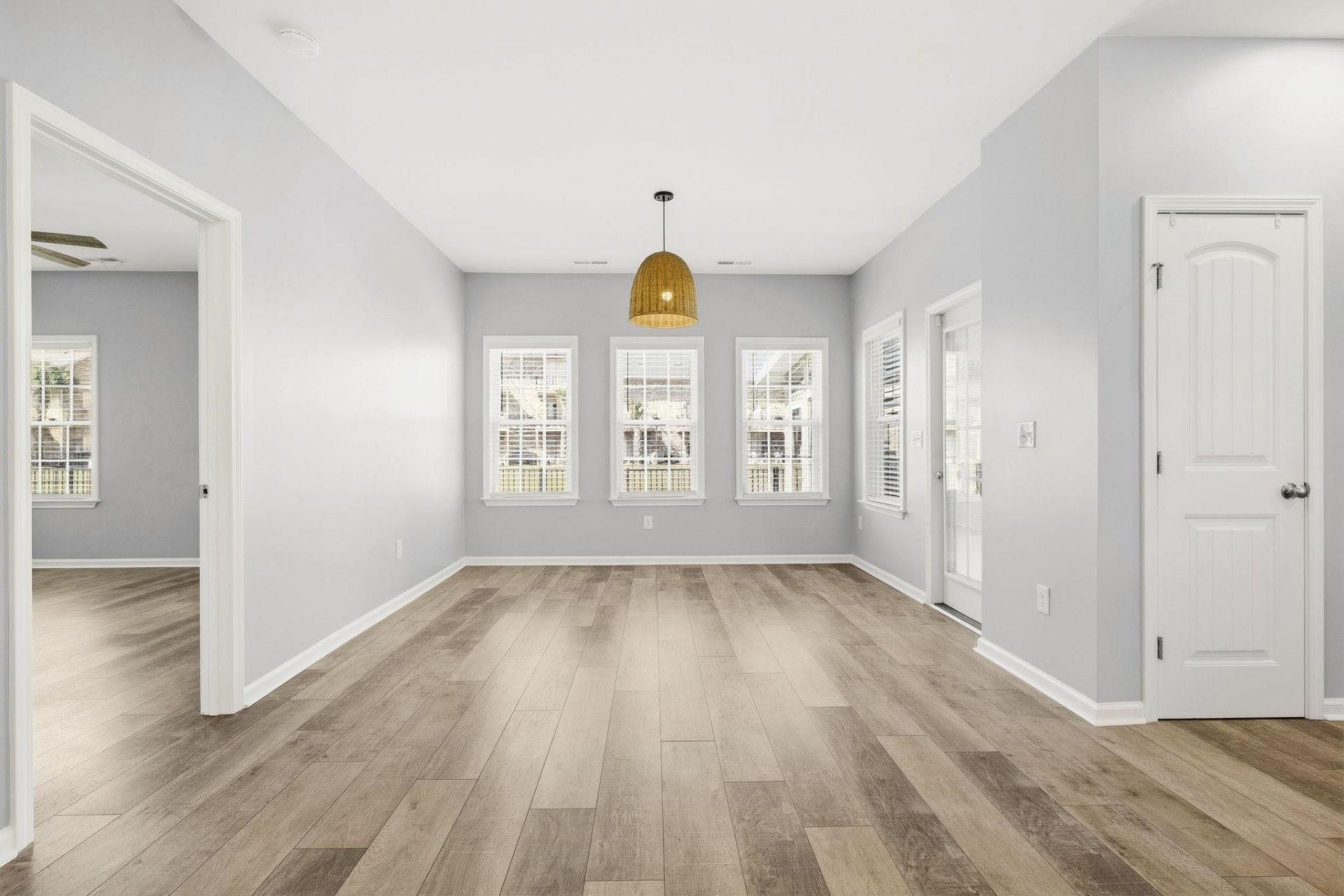 268 Lifestyle Court Photo 10