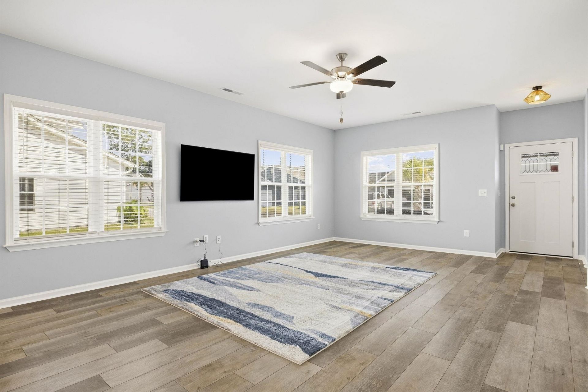 268 Lifestyle Court Photo 17