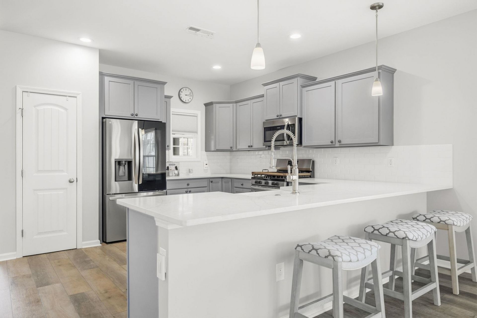 268 Lifestyle Court Photo 18