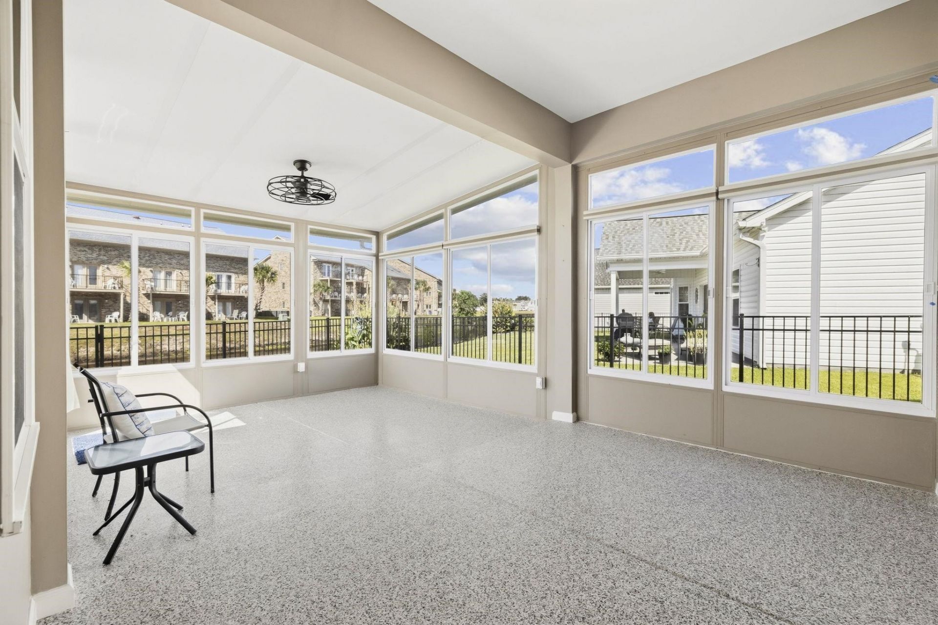 268 Lifestyle Court Photo 22