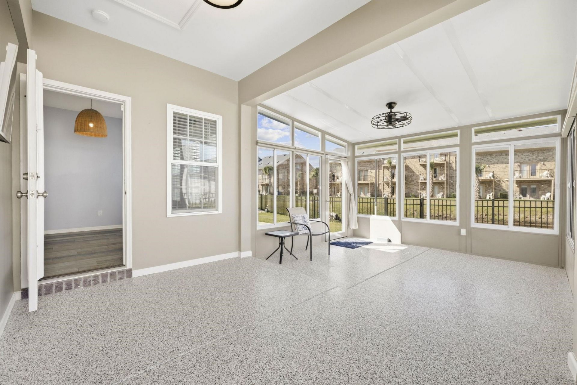 268 Lifestyle Court Photo 23