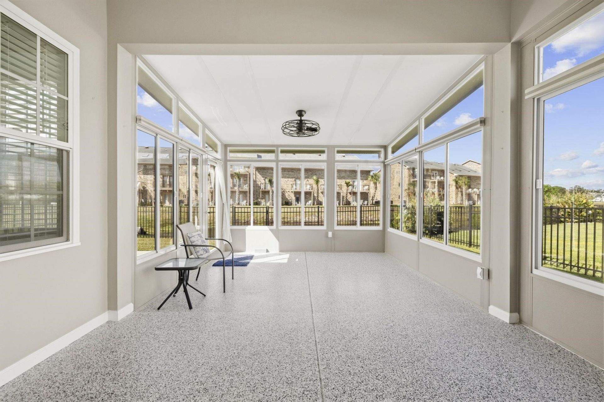 268 Lifestyle Court Photo 24