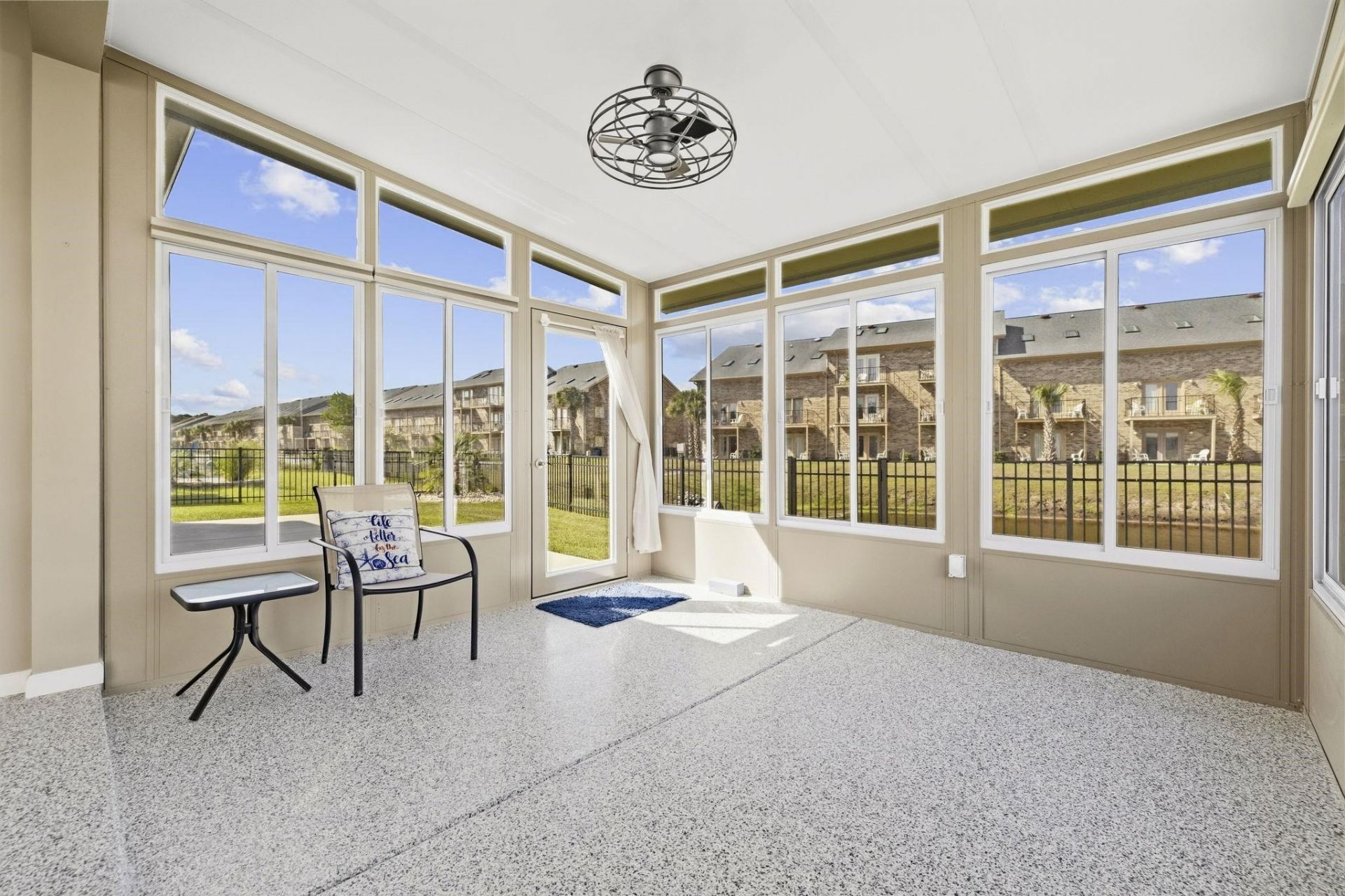 268 Lifestyle Court Photo 26