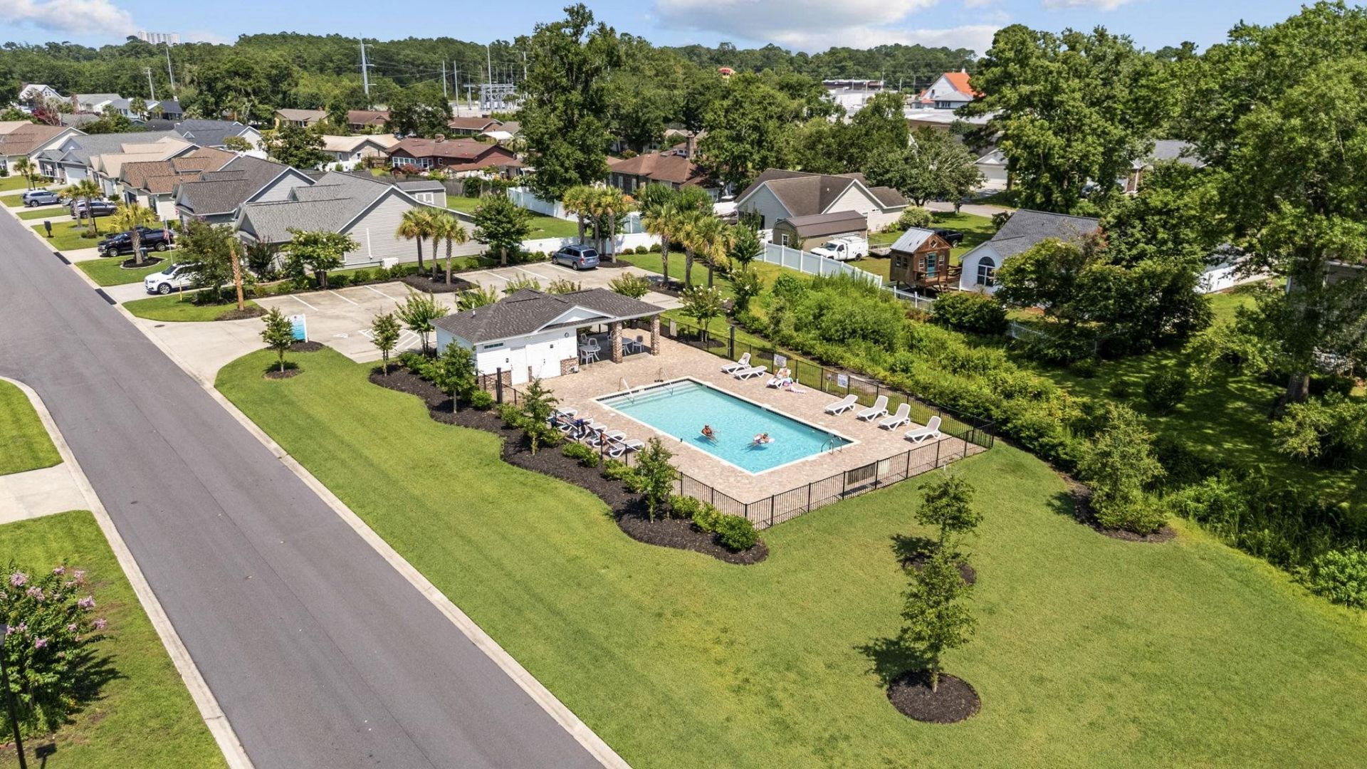 268 Lifestyle Court Photo 43
