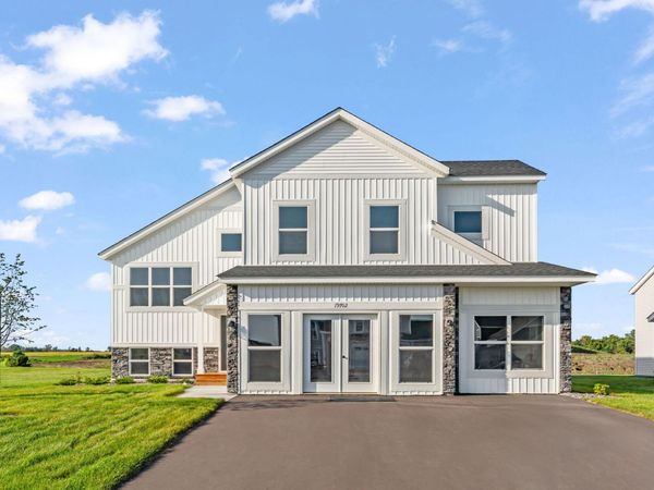 19702 English Avenue N, Forest Lake, MN 55025