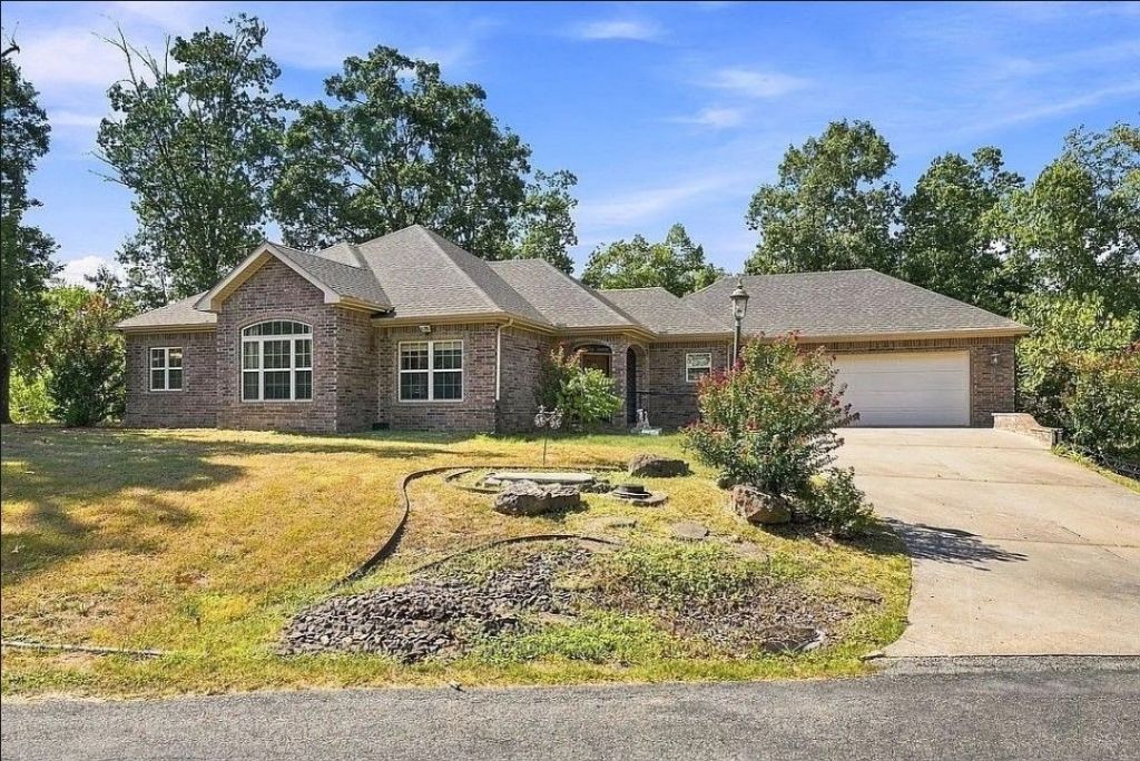 1 Yarty Lane , Bella Vista, AR 72715 Main Photo