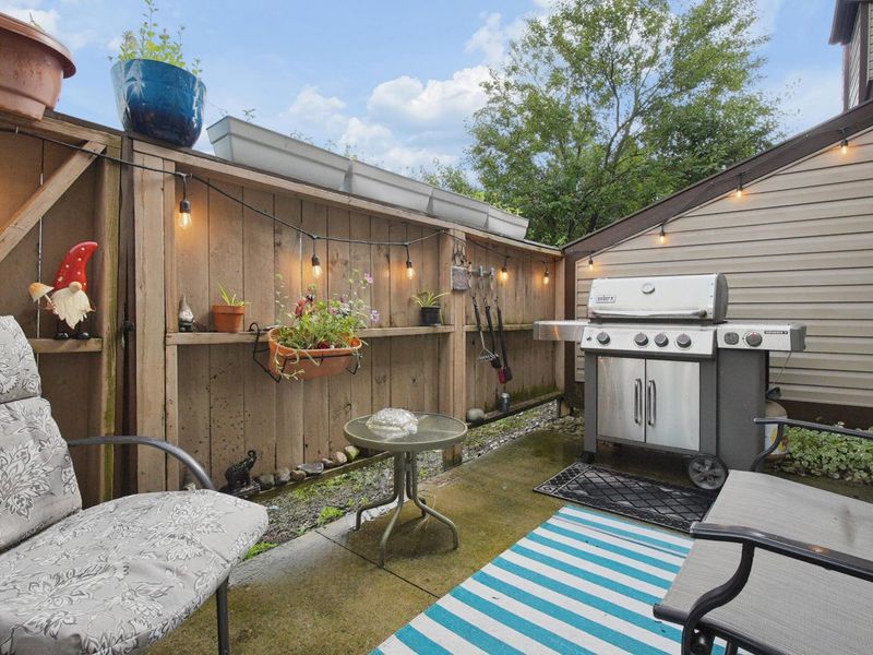 844 Cherlyn Court, Unit 26B, Columbus, OH 43228 Photo 34