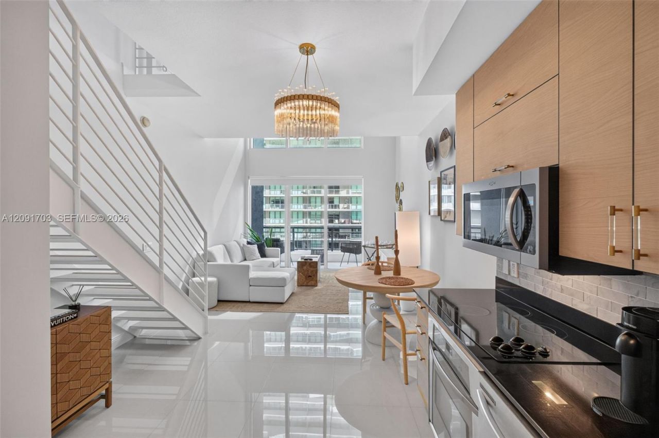 60 SW 13th St, Unit 3414, Miami, FL 33130 Photo
